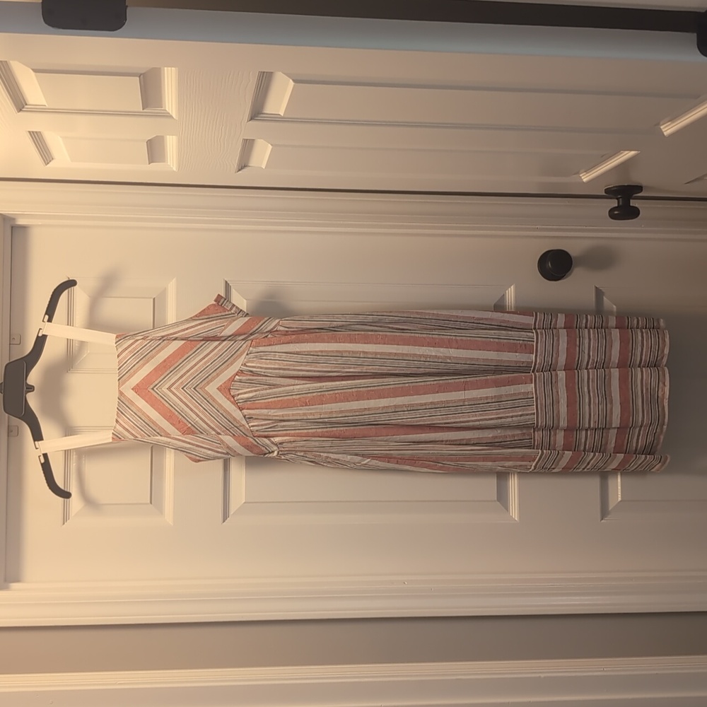 Sleeveless dress size L